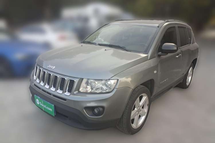 Used Jeep Compass 2012 2.0L two-wheel drive luxury version