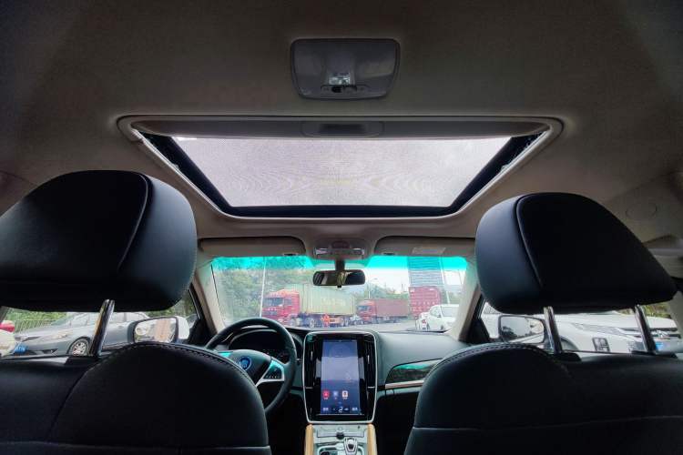 Used BYD Qin New Energy 2017 1.5T Luxury Model Headliner