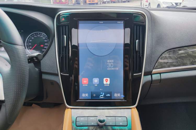 Used BYD Qin New Energy 2017 1.5T Luxury Model Audio And AC Panel