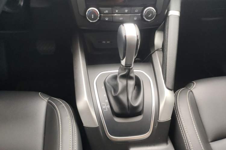 Used Renault Kadjar 2017 2.0L Two-Wheel Drive Fashion Edition