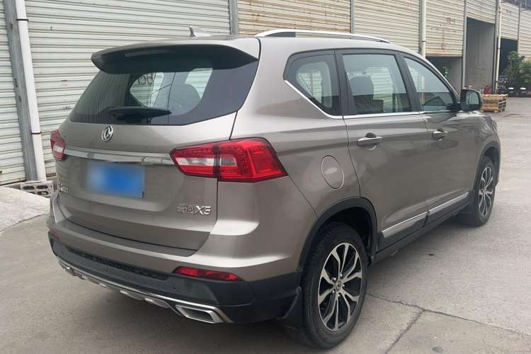 Used FORTHING Joyear X5 2017 Enjoy Series 1.6L CVT Luxury Model
