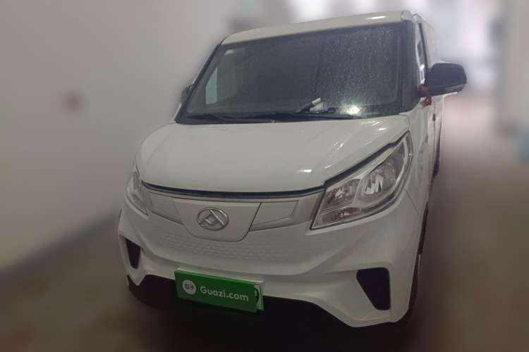 Used SAIC MAXUS EV30 2023 Pure-Electric Smart Logistics Expert with Long Wheelbase Guoxuan
