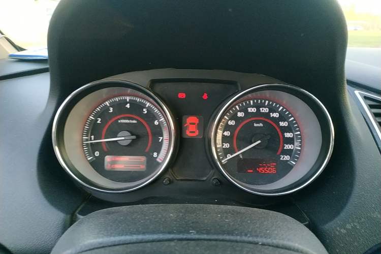 Used Bestune B50 2013 1.6L manual luxury version