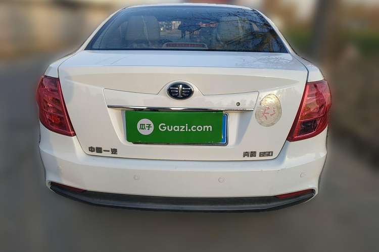 Used Bestune B50 2013 1.6L manual luxury version