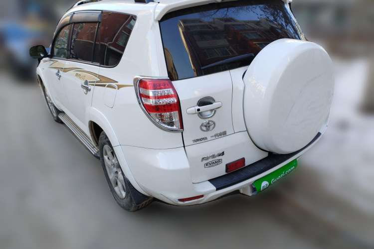 Used Toyota RAV4 2009 2.4L Automatic Luxury Edition