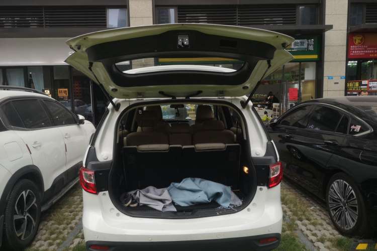 Used Mazda 5 2013 2.0L Automatic Comfort Edition
