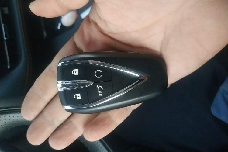 Used Changan UNI-K iDD 2022 Blue Whale iDD 130km 1.5T Excellence Model