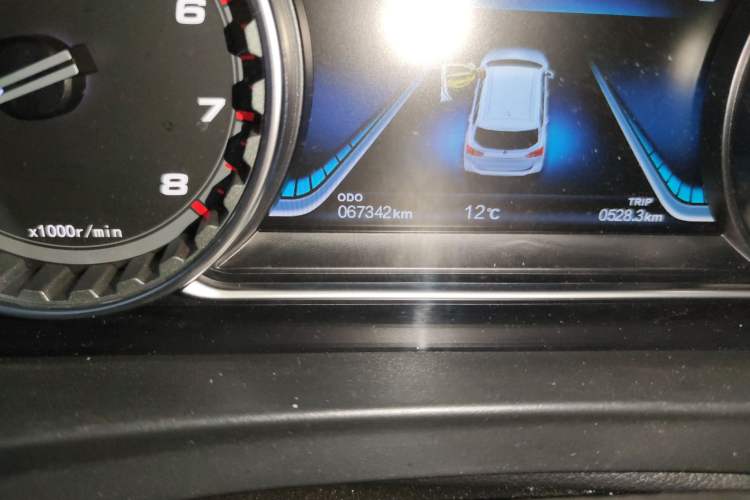 Used FORTHING Joyear X5 2017 Jingxiang Series 1.5T Manual Luxury Model
