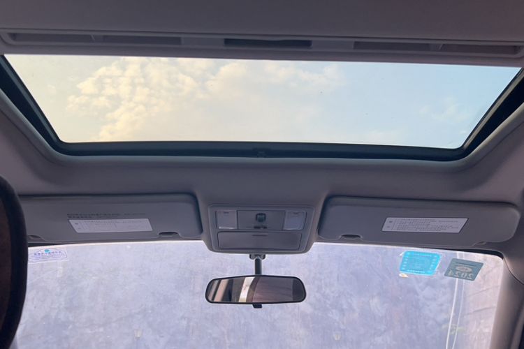 Used FORTHING Joyear X5 2013 1.6L Manual Luxury Model China IV Standard