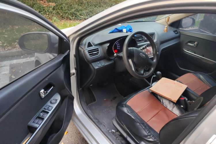 Used Kia K2 2012 Sedan 1.4L Automatic GLS Commemorative Edition