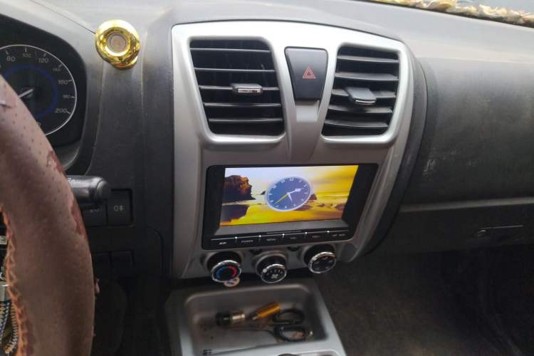 Used JMC Baodian 2016 2.8T New Value-Added Diesel Two-Wheel Drive Extended Cargo Basic Version JX493ZLQ4F