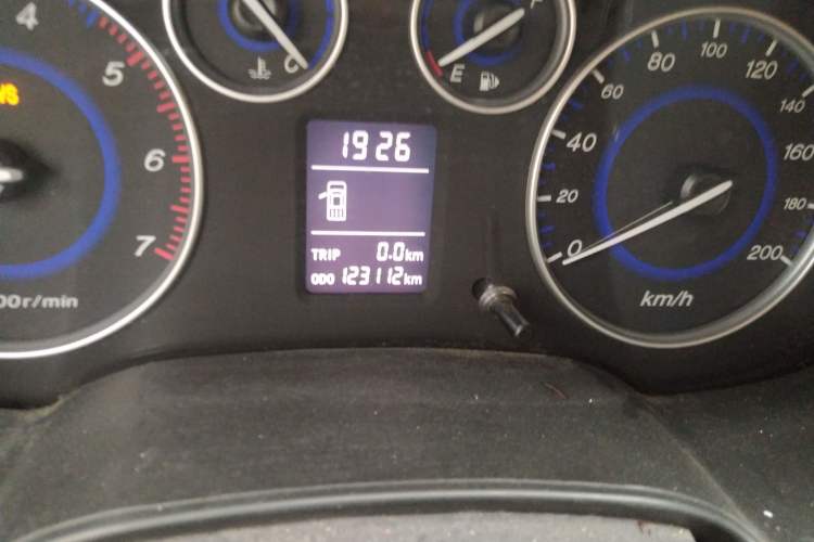 Used JMC Baodian 2016 2.8T New Value-Added Diesel Two-Wheel Drive Extended Cargo Basic Version JX493ZLQ4F