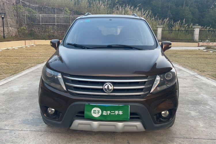 Used FORTHING Joyear X5 2013 1.6L Manual Luxury Model China IV Standard