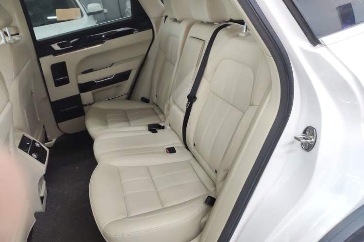 Used Zotye T700 2017 1.8T Dual-Clutch Prestige Model
