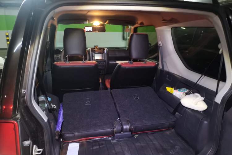 Used Suzuki Jimny 2015 1.3L AT JLX Navigation Edition
