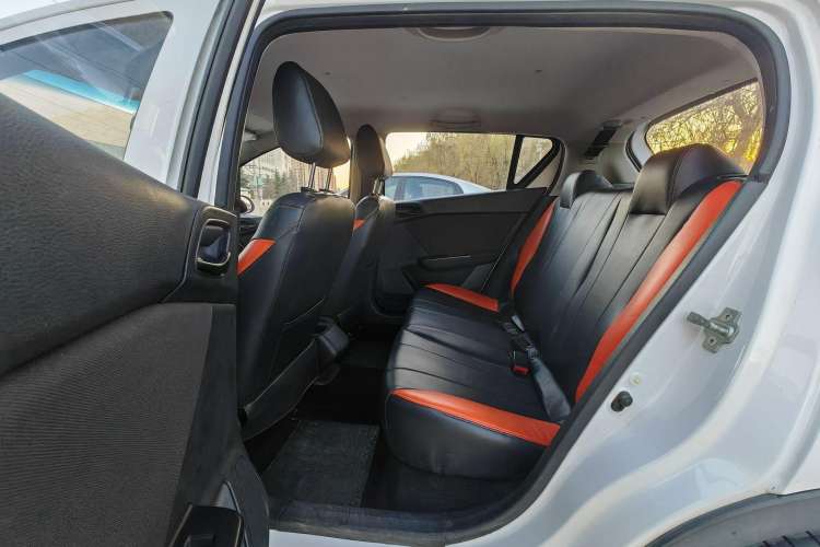 Used Baojun 310 2016 1.2L manual Comfort trim level
