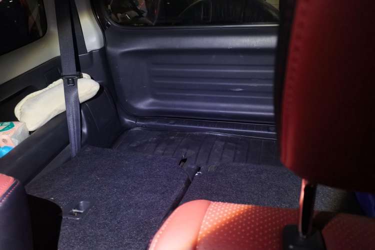 Used Suzuki Jimny 2015 1.3L AT JLX Navigation Edition
