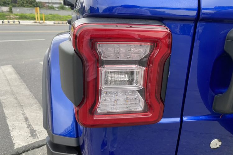 Used Jeep Wrangler 2018 2.0T Sahara Four-Door Edition