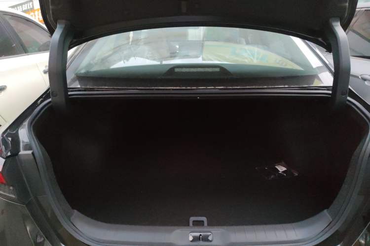 Used Nissan Teana 2022 2.0L XL-TLS Enjoyment Edition
