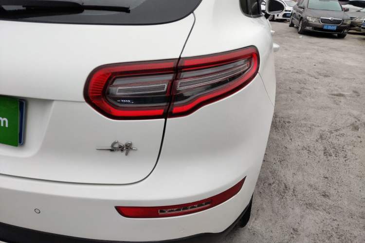 Used Zotye SR9 2017 2.0T Automatic Ultimate Edition
