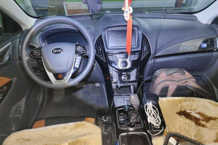 Used BYD Qin New Energy 2015 1.5T Dual-Crown Flagship Plus Edition