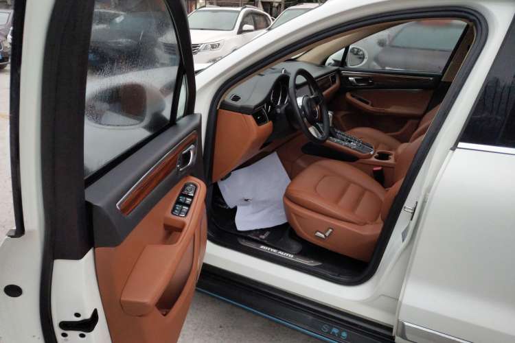 Used Zotye SR9 2017 2.0T Automatic Ultimate Edition
