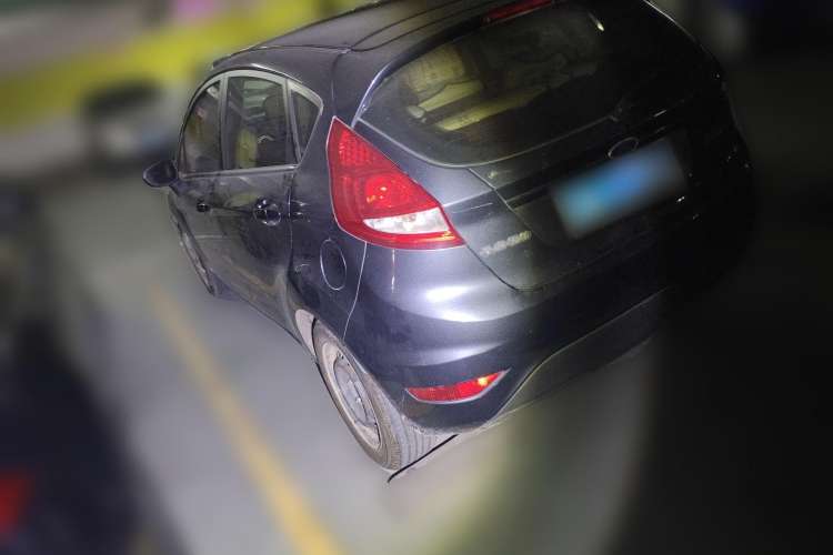 Used Ford Fiesta 2009 Hatchback 1.5L Manual Fashion Edition
