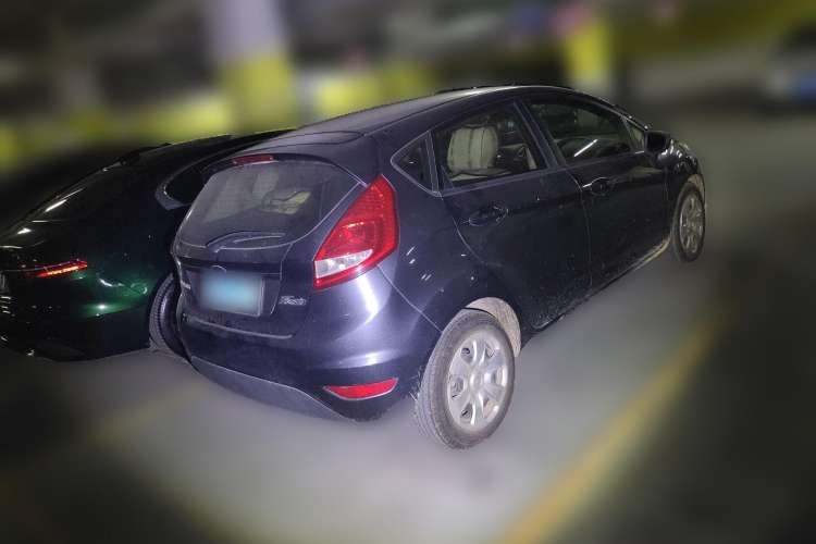 Used Ford Fiesta 2009 Hatchback 1.5L Manual Fashion Edition
