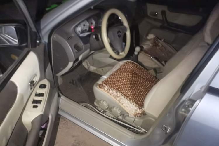 Used Haima Fumei 2008 1.6L Manual Comfort GLX Driver Seat