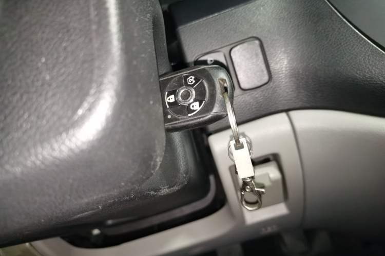 Used FORTHING Lingzhi 2018 V3L 1.6L 2-Seat Logistics Version