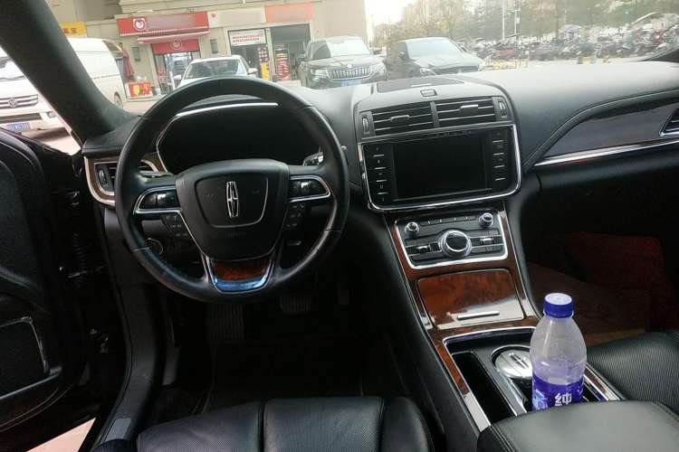 Used Lincoln Continental 2018 2.0T Two-Wheel Drive Deluxe Edition
