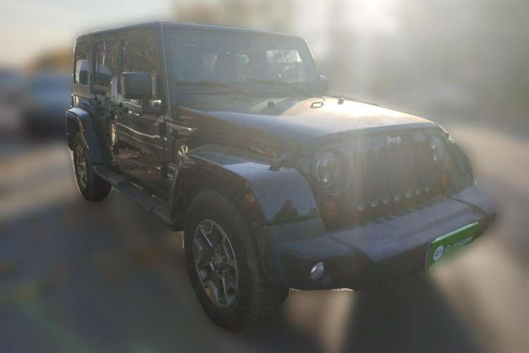 Used Jeep Wrangler 2013 3.6L Sahara Four-Door Edition
