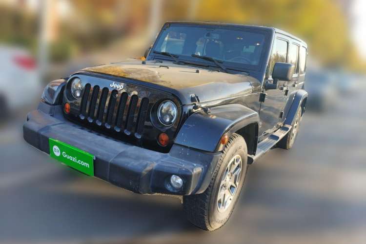 Used Jeep Wrangler 2013 3.6L Sahara Four-Door Edition