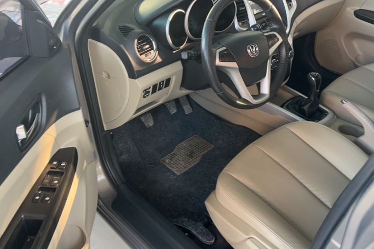 Used Changan Eado 2014 1.6L Manual Luxury Model
