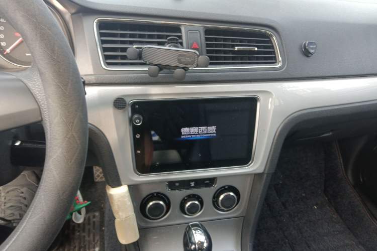 Used Volkswagen Gran Lavida 2013 1.6L Automatic Comfort Model
