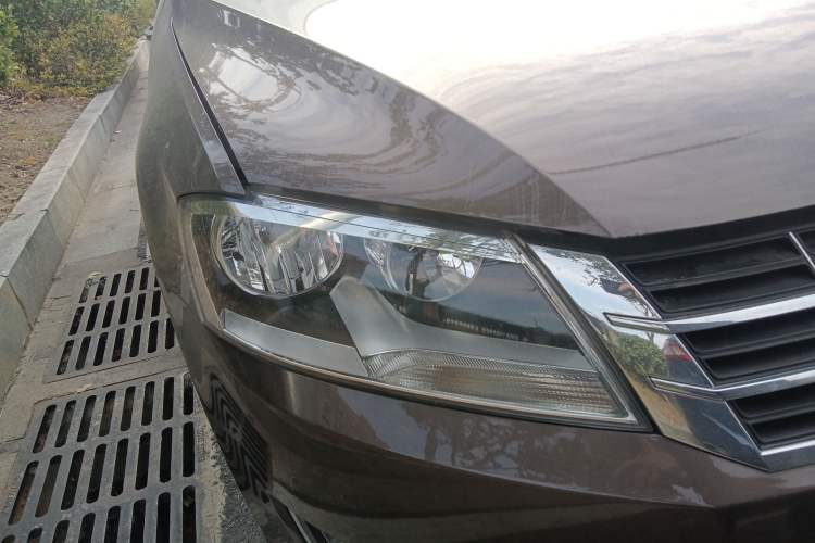 Used Volkswagen Gran Lavida 2013 1.6L Automatic Comfort Model
