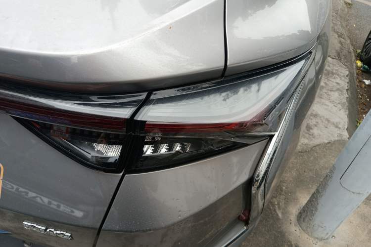 Used Dongfeng Aeolus Yixuan 2020 230T Automatic Advanced Edition
