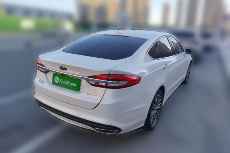 Used Ford Mondeo New Energy 2018 2.0 PHEV Zhihao Trim Rear Right 45 Deg