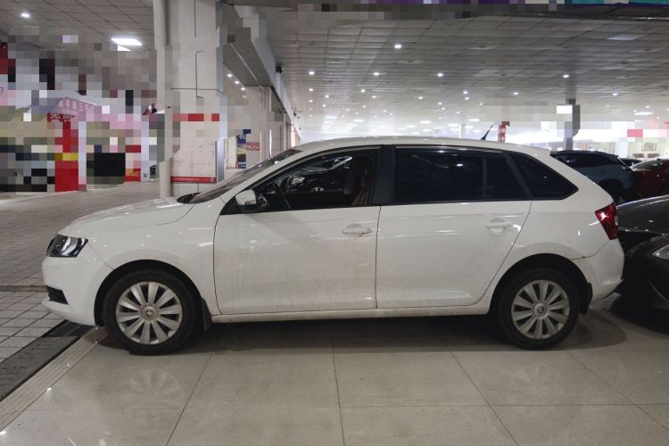 Used Skoda Rapid Spaceback 2018 1.6L Manual Standard Edition