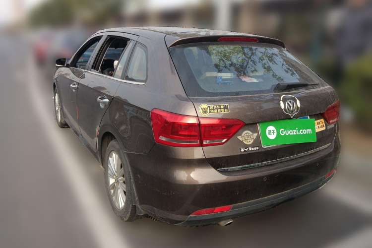 Used Volkswagen Gran Lavida 2013 1.6L Automatic Comfort Model
