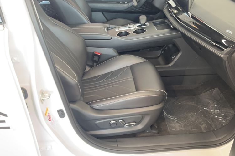 Used Changan UNI-K iDD 2023 Zhidian iDD 1.5T 135km Smart & Fun Model