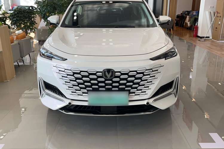 Used Changan UNI-K iDD 2023 Zhidian iDD 1.5T 135km Smart & Fun Model