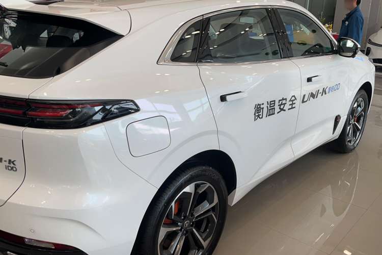 Used Changan UNI-K iDD 2023 Zhidian iDD 1.5T 135km Smart & Fun Model