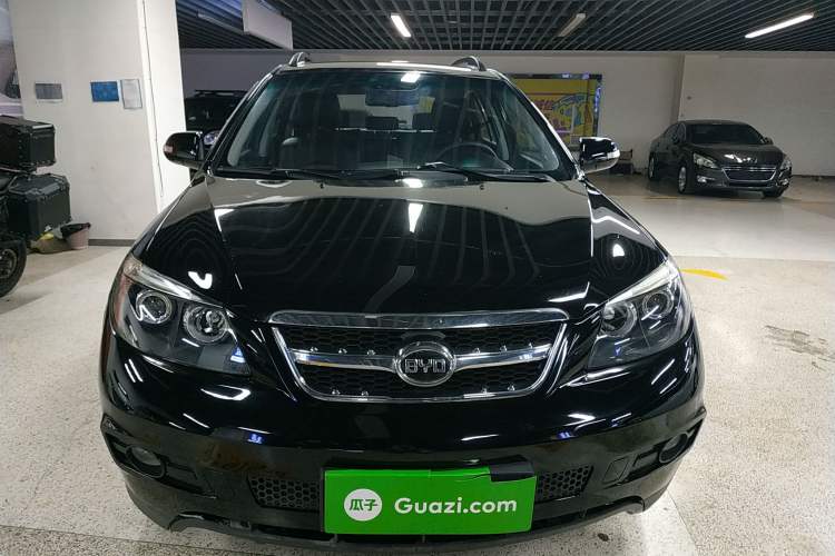 Used BYD S6 2014 2.0L Manual Luxury 5-Seater
