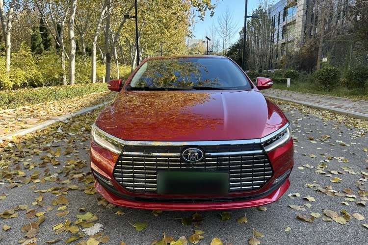 Used BYD Qin New Energy 2019 High-Range Deluxe Model
