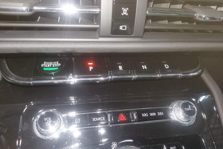 Used Lincoln Corsair 2022 Revised Version 2.0T Two-Wheel Drive Luxury Edition
