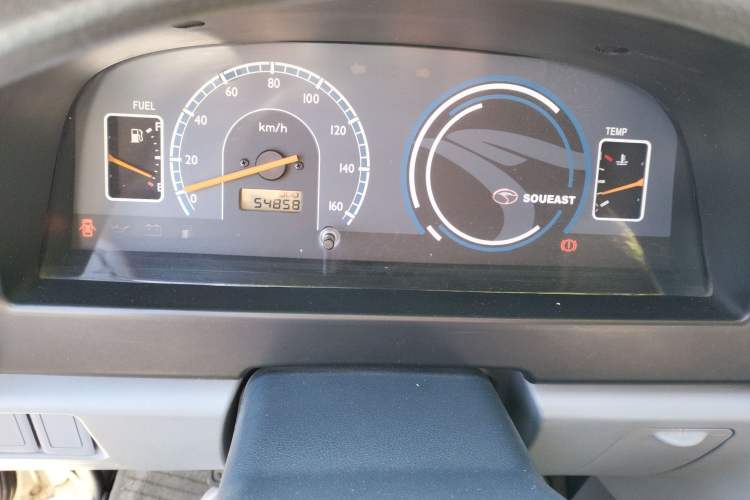 Used Soueast Delica 2008 2.0L New Entrepreneurial Pioneer - Practical Edition
