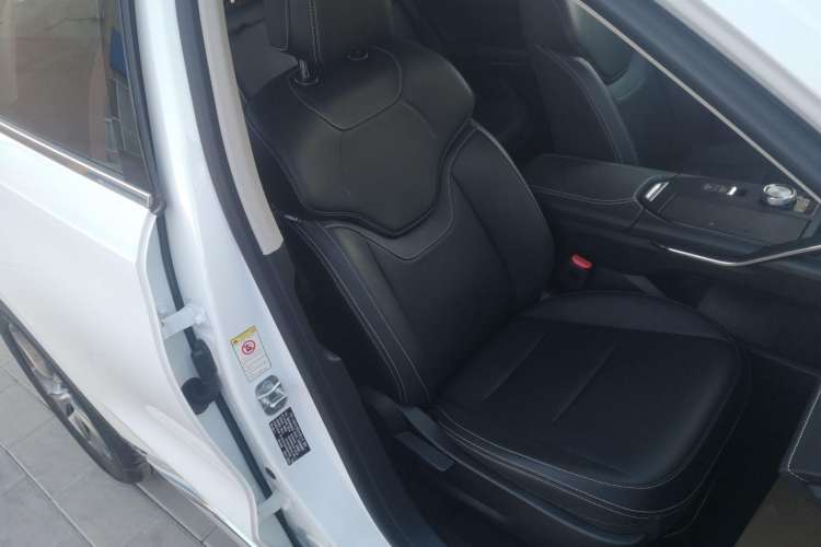 Used Haval H6 New Energy 2023 DHT-PHEV 110KM Enjoyment Edition
