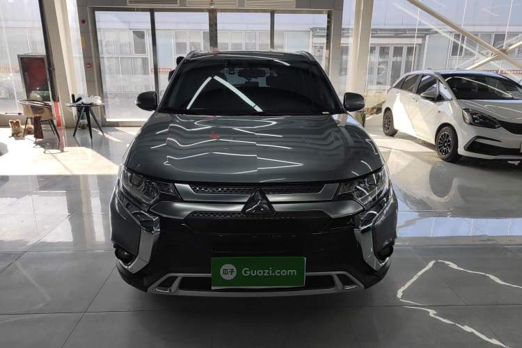 Used Mitsubishi Outlander 2019 2.0L Two-Wheel Drive Comfort Edition 5 Seats China VI Standard
