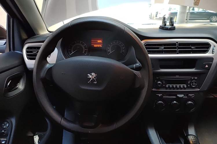 Used Peugeot 301 2014 1.6L Manual Comfort Edition